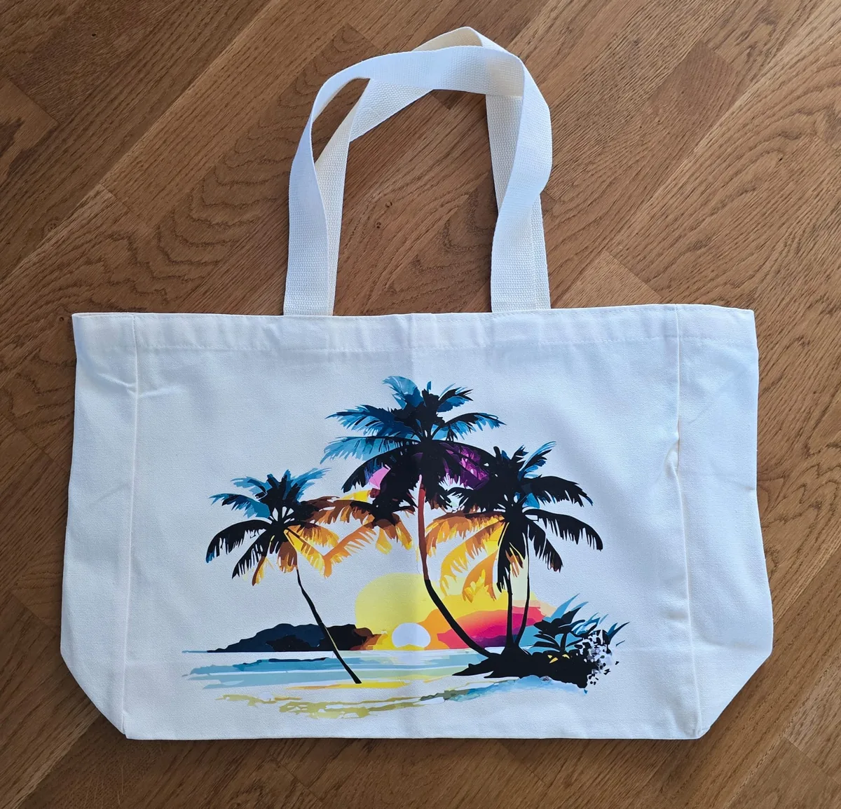 Große weiße Canvas-Tragetasche mit sommerlichem Palmen- und Sonnenuntergangs-Print
